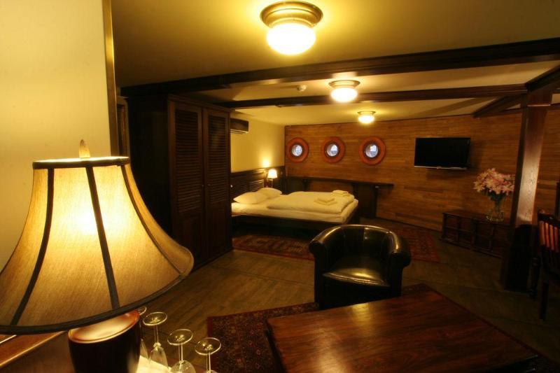 Botel Ristorante Matylda Прага Екстериор снимка
